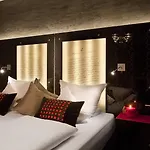 ホテル ゾンネ 4*